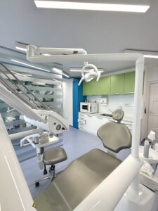 preporuka za oralnog hirurga u novom sadu 